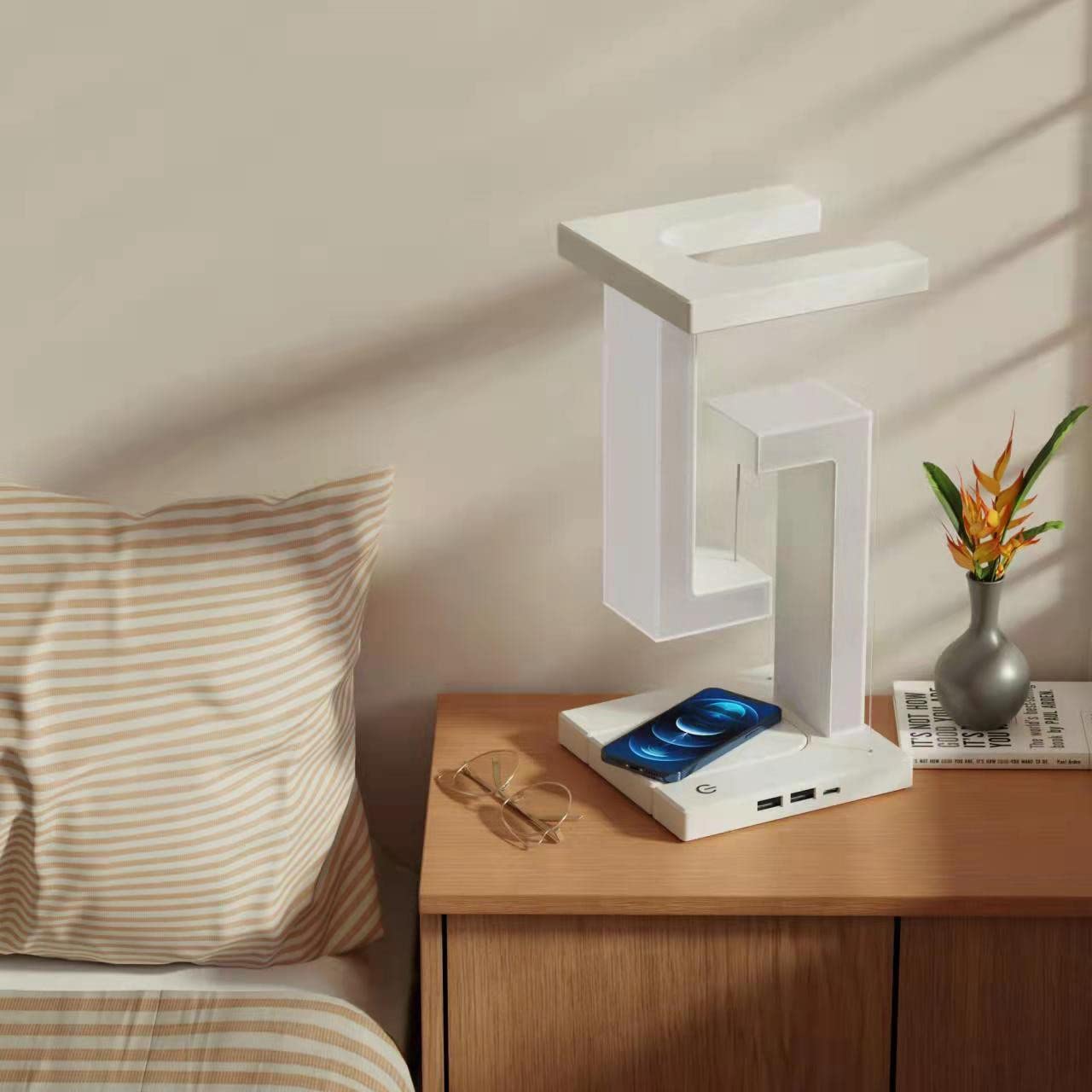 Modern Wireless Charging Table Lamp